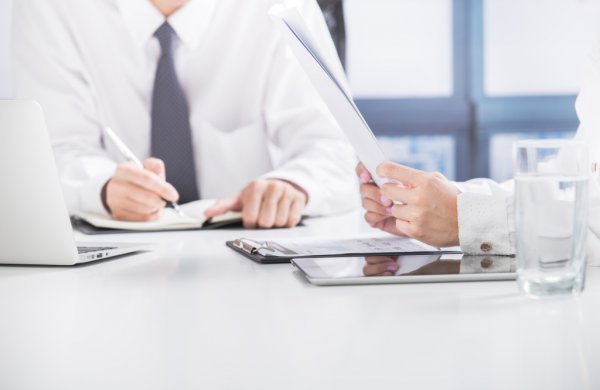 CRM作用:CRM為企業解決三大問題